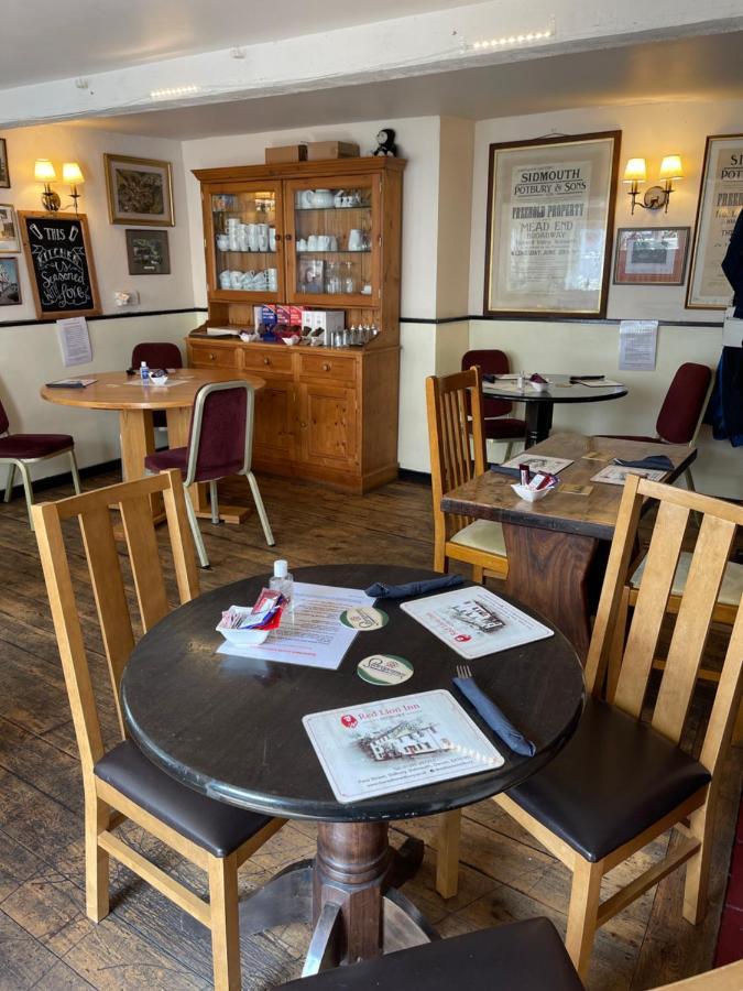 Red Lion Inn Sidbury Екстериор снимка